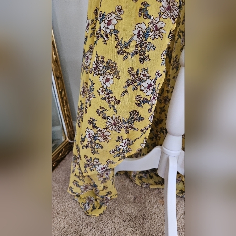 Meghan Los Angeles Yellow Floral High Low Duster Button Front Maxi Top. Med - Picture 14 of 16